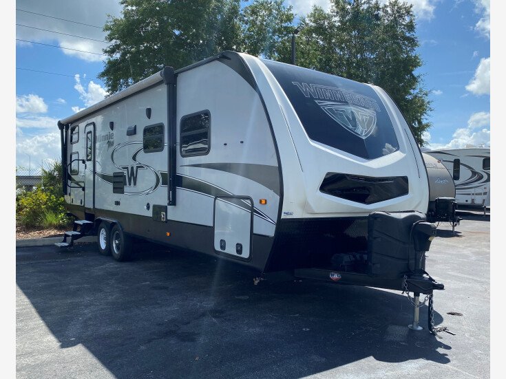 Thumbnail Photo undefined for 2018 Winnebago Minnie